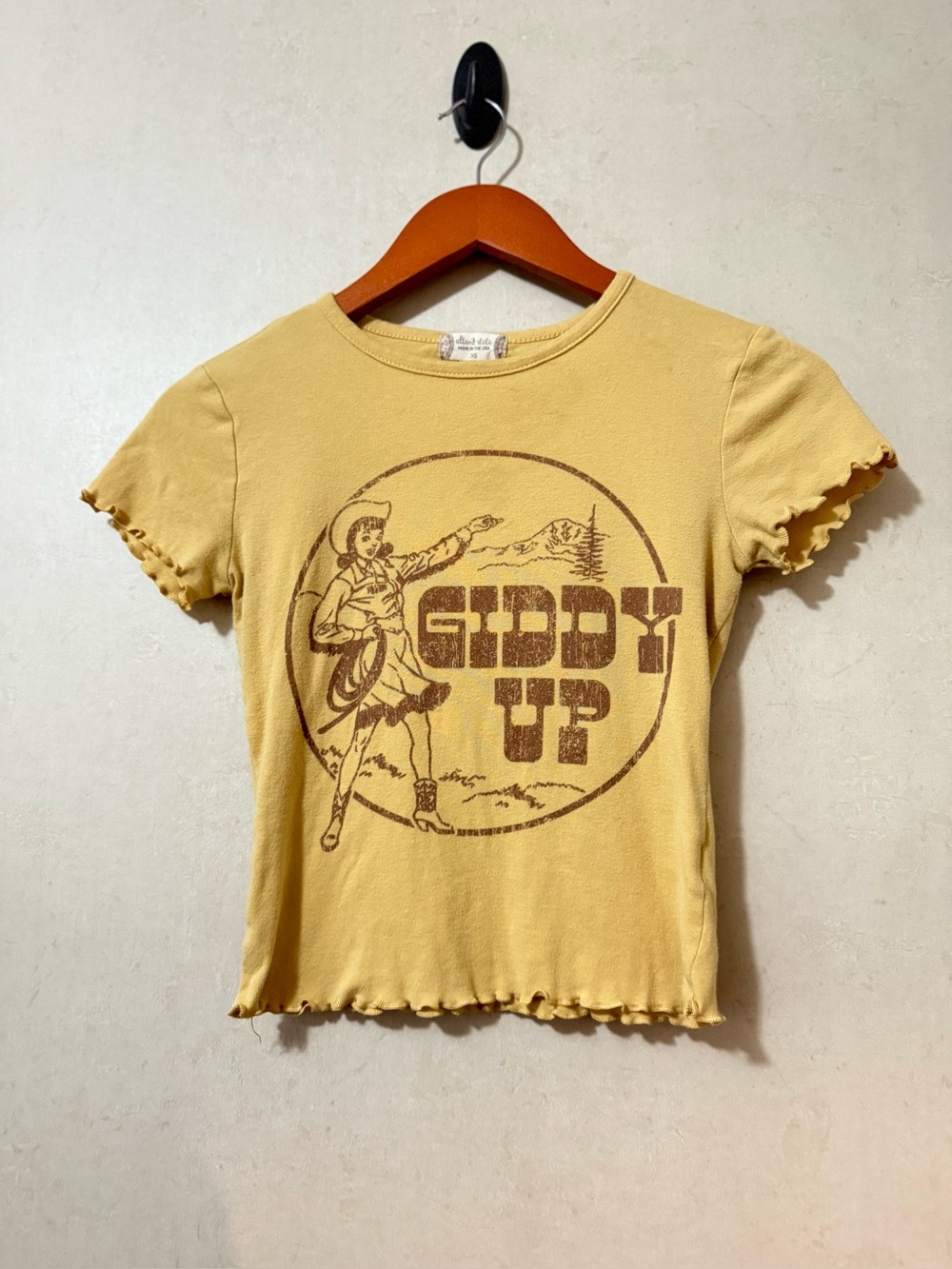Altar’d State Giddy Up Graphic Baby Tee XS Western Cowgirl Crop Top Yellow
